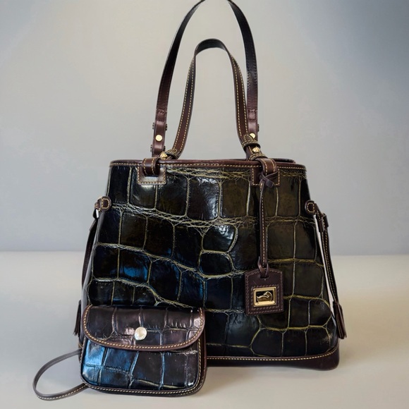 Dooney & Bourke Handbags - Dooney and Bourke Brown Croc Embossed Leather Tote with Matching Wristlet